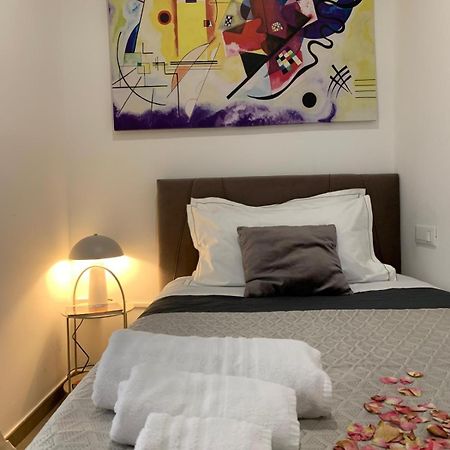 קליארי Suitesgaribaldi מראה חיצוני תמונה