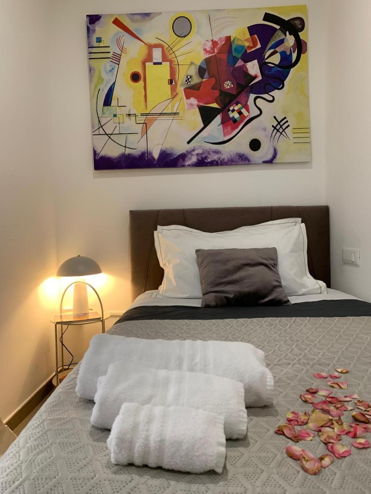 קליארי Suitesgaribaldi מראה חיצוני תמונה