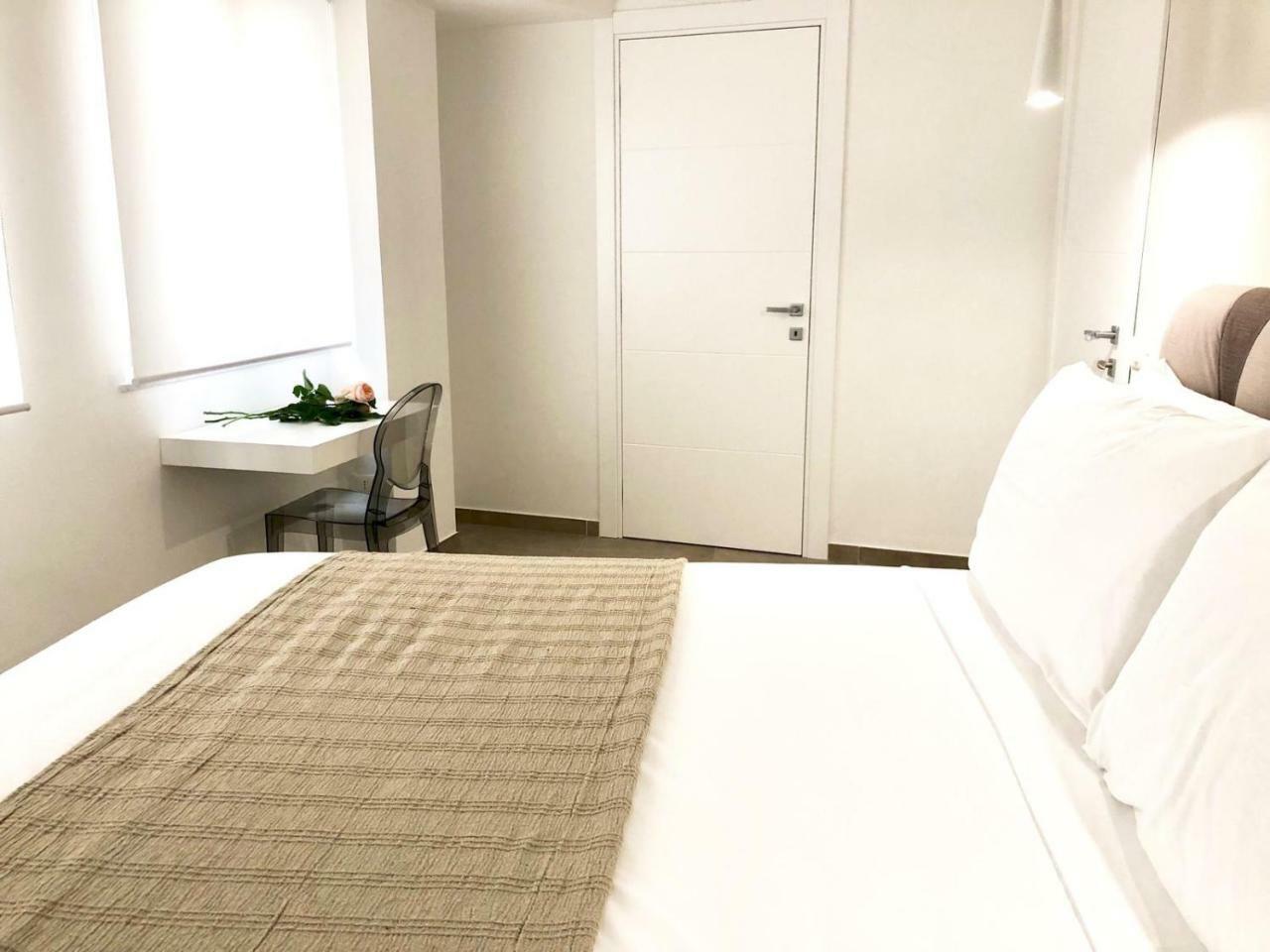 קליארי Suitesgaribaldi מראה חיצוני תמונה